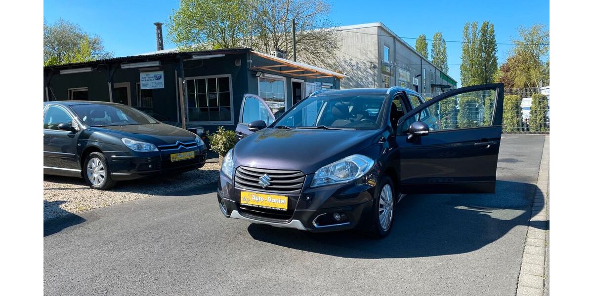 Suzuki (SX4) S-Cross 128.000 km 9.900 &euro; Bonn 53227