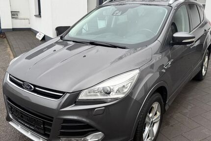 Ford Kuga 189.101 km 8.980 &euro; Hürth bei Köln 50354