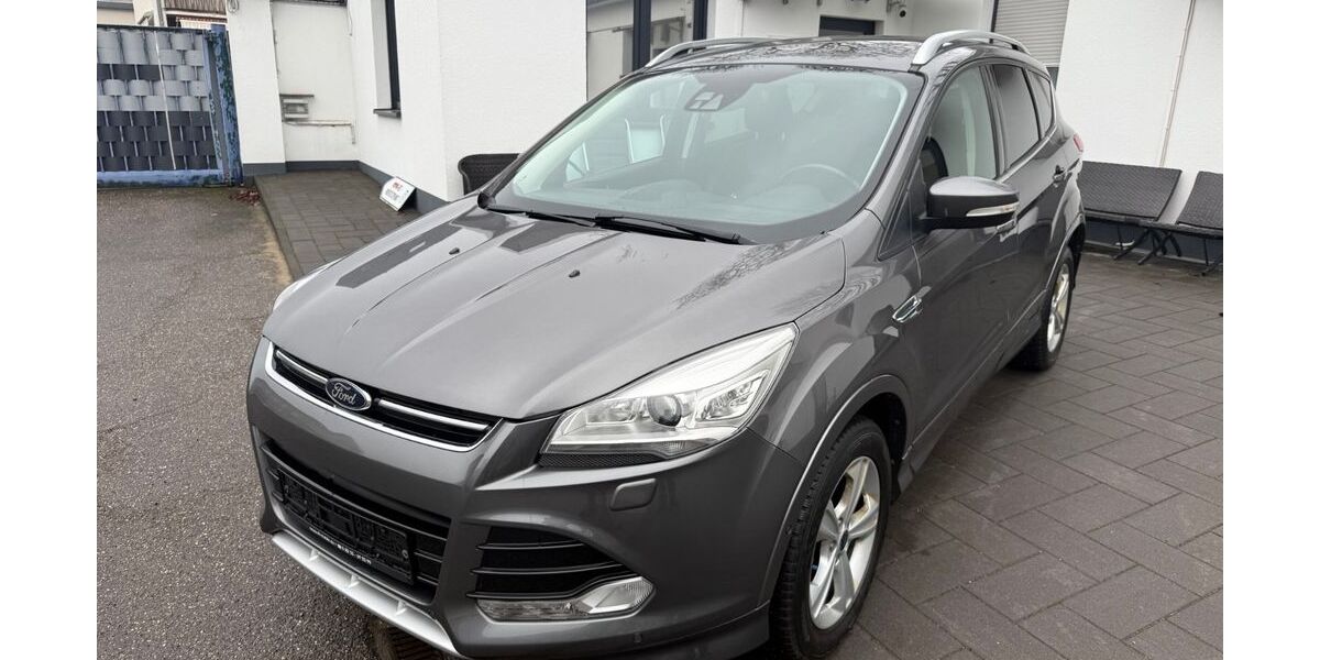 Ford Kuga 189.101 km 8.980 &euro; Hürth bei Köln 50354
