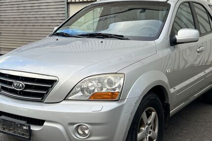 Kia Sorento 321.759 km 2.190 € Linz am Rhein 53545