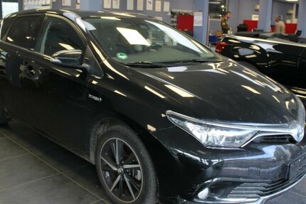 Toyota Auris 1.8 VVT-i Hybrid Aut. Edition-S 118.371 km 12.480 € Euskirchen 53881