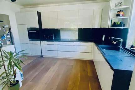 Wohnung zum Kaufen in Hennef 389.000 € 81 m² 2 zimmer