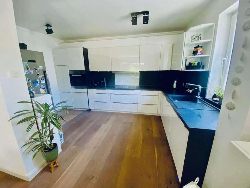 Wohnung zum Kaufen in Hennef 389.000 € 81 m² 2 zimmer