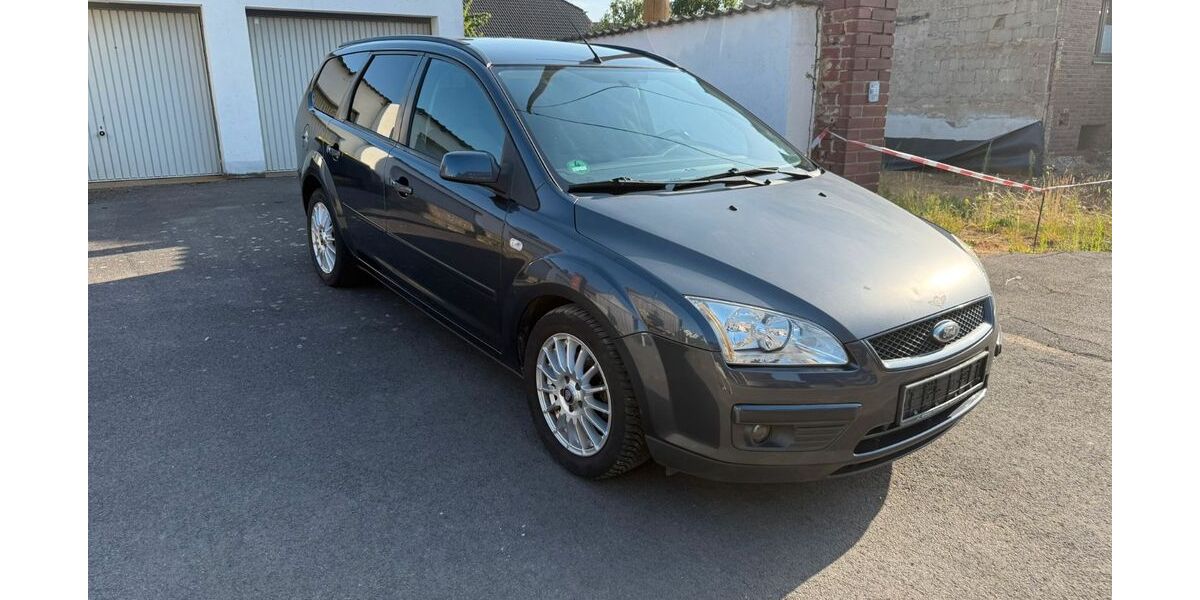 Ford Focus 160.000 km 2.300 &euro; Euskirchen 53881