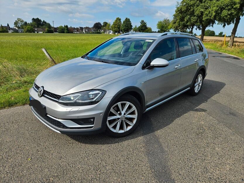 VW Golf 114.000 km 18.700 € Lohmar 53797