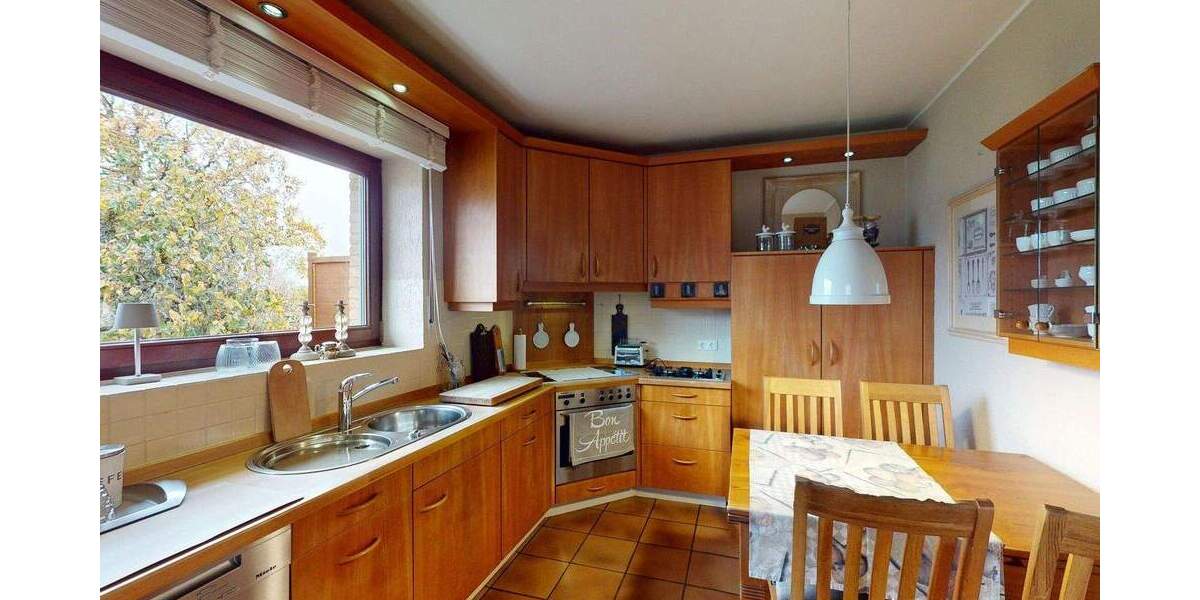 Bungalow Erftstadt Kierdorf - 8 Zimmer, 145 m&sup2;, 599.000&euro; | Angebot:24765539