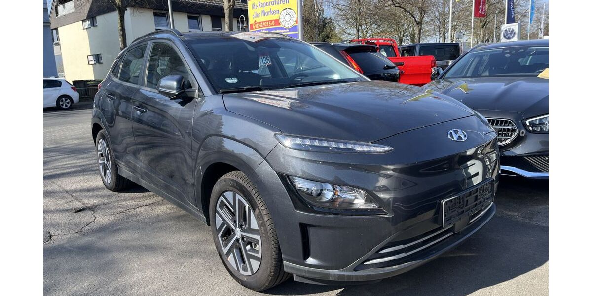 Hyundai KONA 13.948 km 18.400 &euro; Hennef 53773