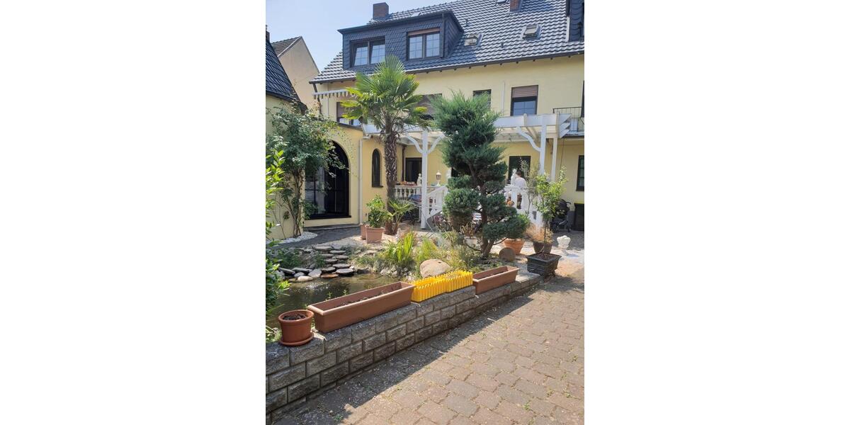 Erdgeschoßwohnung Euskirchen - 6 Zimmer, 200 m&sup2;, 495.000&euro; | Angebot:24769475