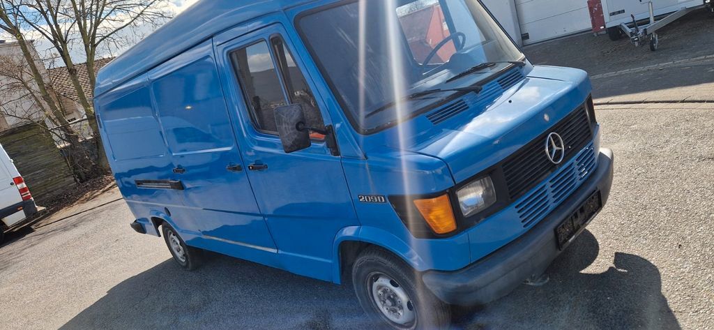 Mercedes-Benz Sprinter 300.000 km 5.450 € Bonn 53119