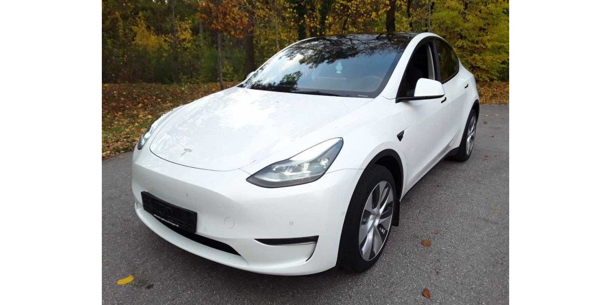 Tesla Model Y 54.820 km 34.000 &euro; Eitorf 53783