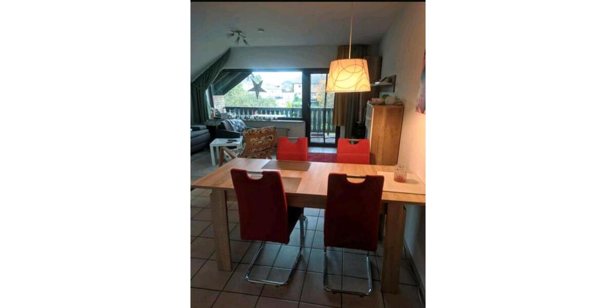 Dachgeschoßwohnung Lohmar - 3 Zimmer, 70 m&sup2;, 845&euro; | Angebot:24723432