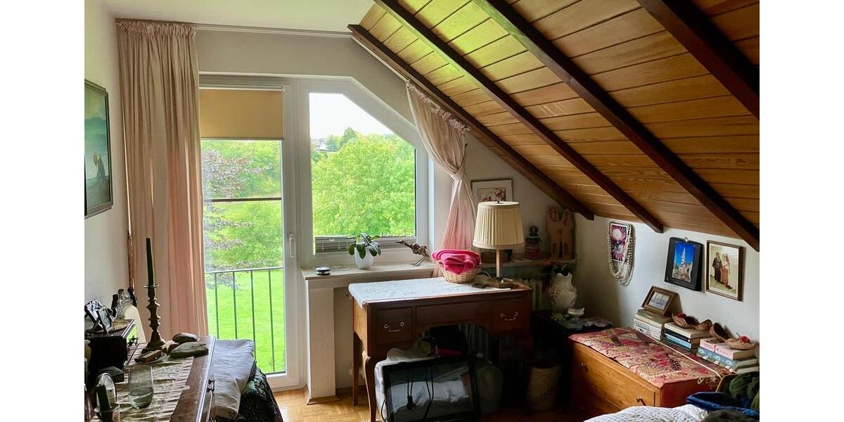 Einfamilienhaus Königswinter - 8 Zimmer, 250 m&sup2;, 680.000&euro; | Angebot:27056784