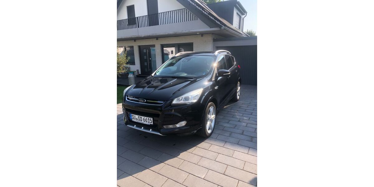 Ford Kuga 128.900 km 15.000 &euro; Sankt Augustin 53757
