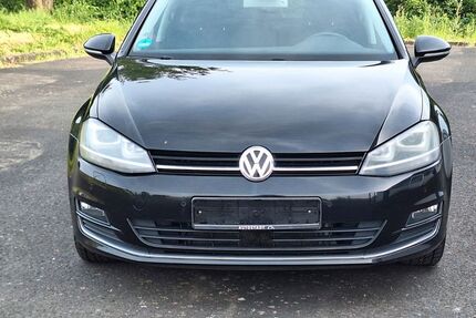 VW Golf 164.151 km 9.199 &euro; Brühl bei Köln 50321