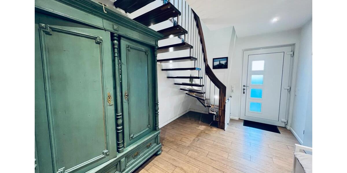 Einfamilienhaus Weilerswist - 6 Zimmer, 164 m&sup2;, 715.000&euro; | Angebot:24814847