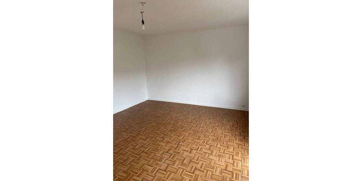 Etagenwohnung Bonn Kessenich - 3 Zimmer, 90 m&sup2;, 875&euro; | Angebot:26904405