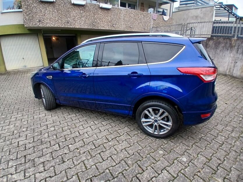 Ford Kuga 75.500 km 13.600 € Troisdorf 53840