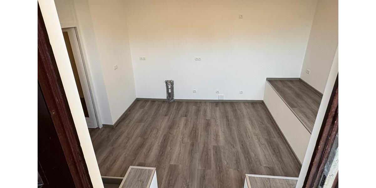 182qm2 vollsanierte Gewerbefläche Bonn-Plittersdorf zimmer