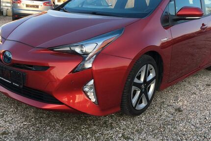 Toyota Prius 108.000 km 14.999 &euro; Bonn 53227