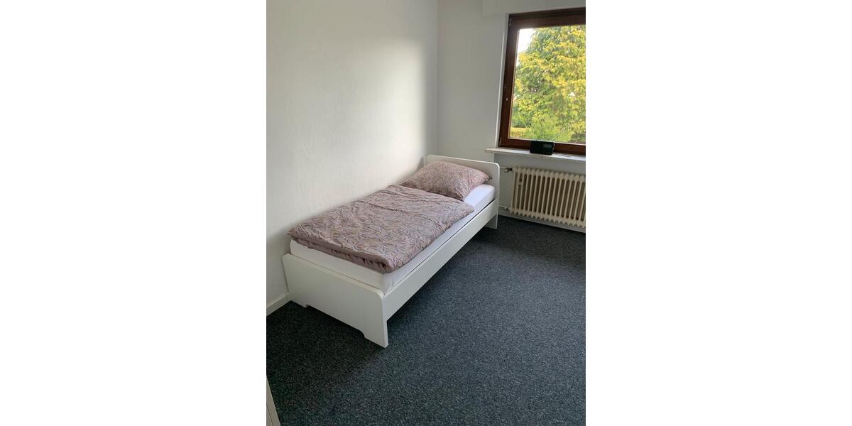 Etagenwohnung Bonn Hardtberg - 1 Zimmer, 1 m&sup2;, 420&euro; | Angebot:26254878