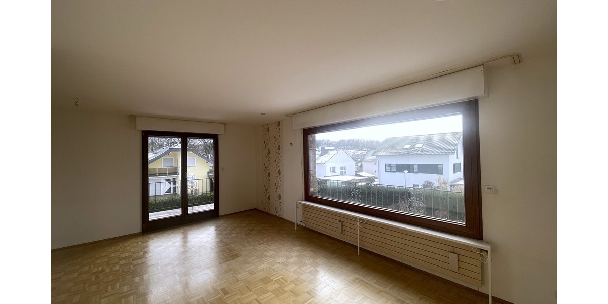 Freistehendes Einfamilienhaus in ruhiger Wohnlage mit Garten und Doppelgarage - Einfamilienhaus Königswinter Thomasberg | Angebot:25711630