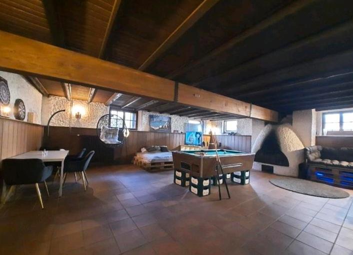 Bauernhaus, Landhaus Euskirchen Dom-Esch - 16 Zimmer, 358 m&sup2;, 399.000&euro; | Angebot:27192182