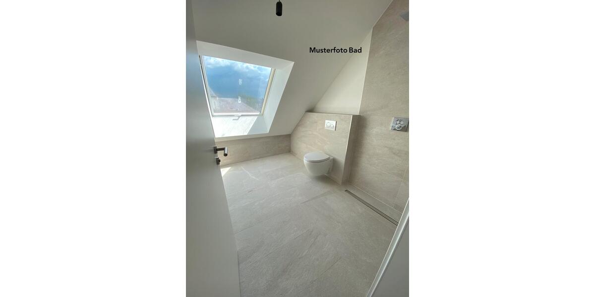 Etagenwohnung Siegburg - 4 Zimmer, 134 m&sup2;, 1.876&euro; | Angebot:24751057