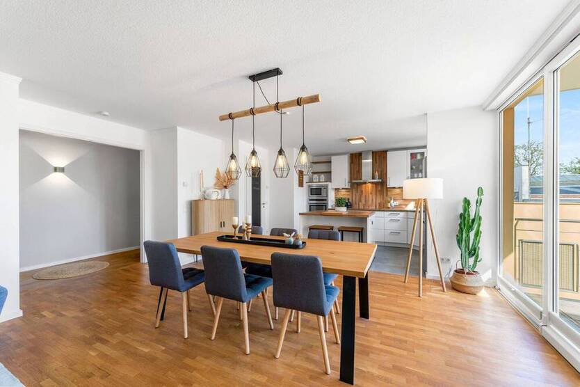 Wohnen ohne Kompromisse: Stilvolle Barrierefreiheit inkl. Tiefgarage in Lindenthal