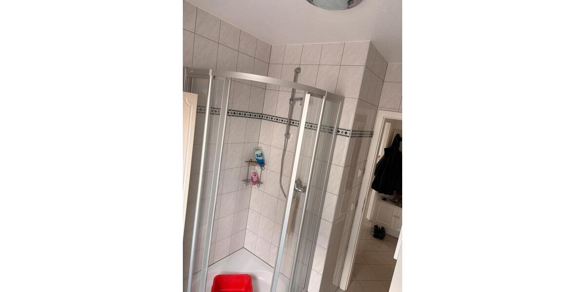 Etagenwohnung Hennef (Sieg) - 2 Zimmer, 52 m&sup2;, 219.000&euro; | Angebot:25870958