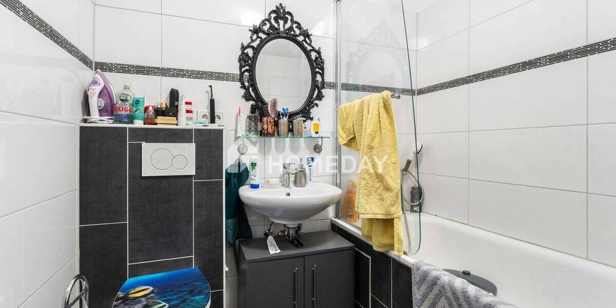 Etagenwohnung Bonn Schweinheim - 4 Zimmer, 97 m&sup2;, 324.000&euro; | Angebot:26140795