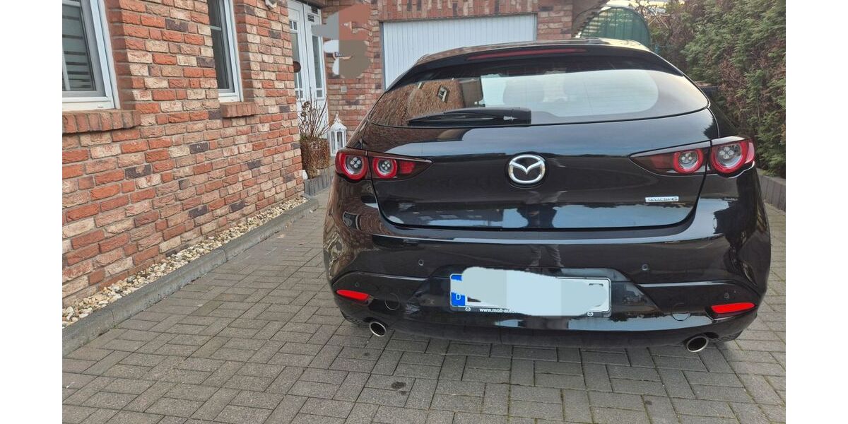 Mazda 3 106.000 km 14.500 &euro; Euskirchen 53879
