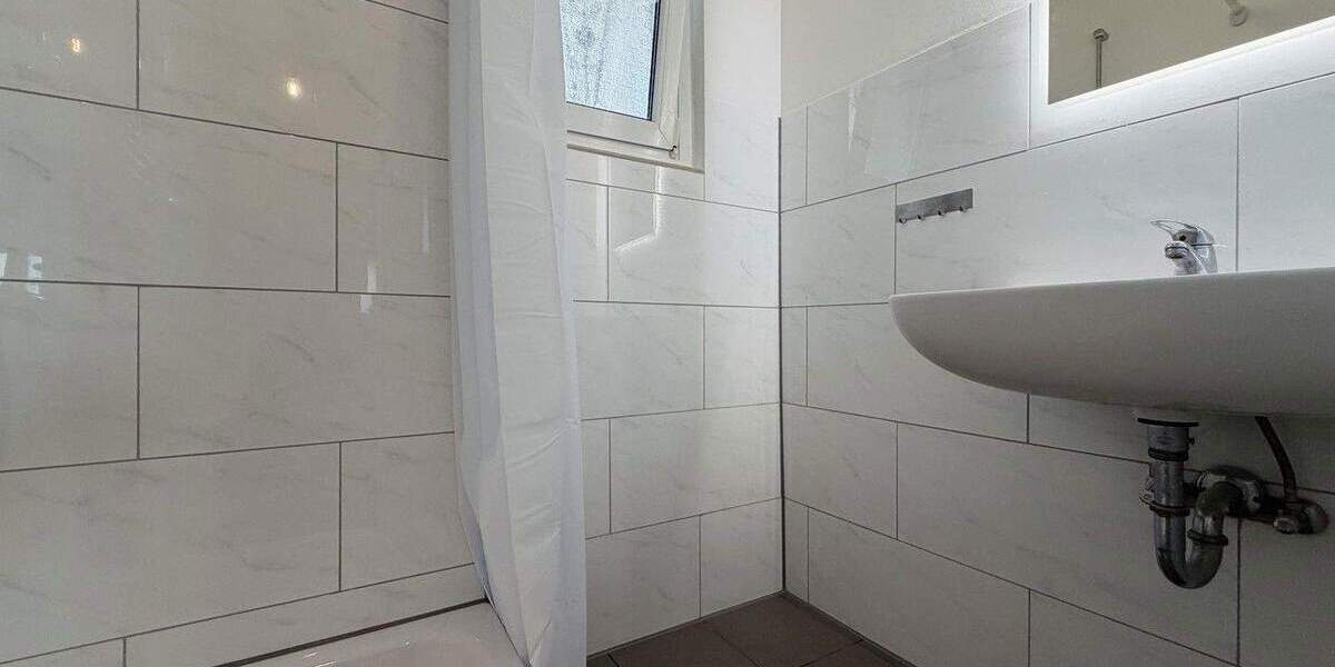 Etagenwohnung Köln Mauenheim - 3 Zimmer, 63 m&sup2;, 349.900&euro; | Angebot:25864361