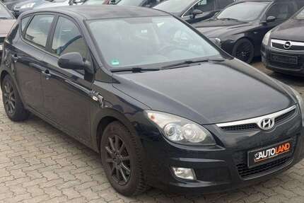 Hyundai i30 212.000 km 3.499 &euro; Troisdorf 53842