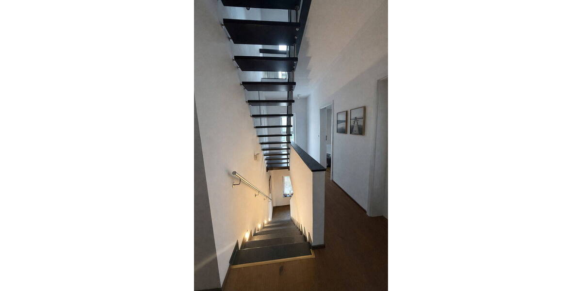 Doppelhaushälfte Bonn Röttgen - 7 Zimmer, 202 m&sup2;, 1.095.000&euro; | Angebot:26731082
