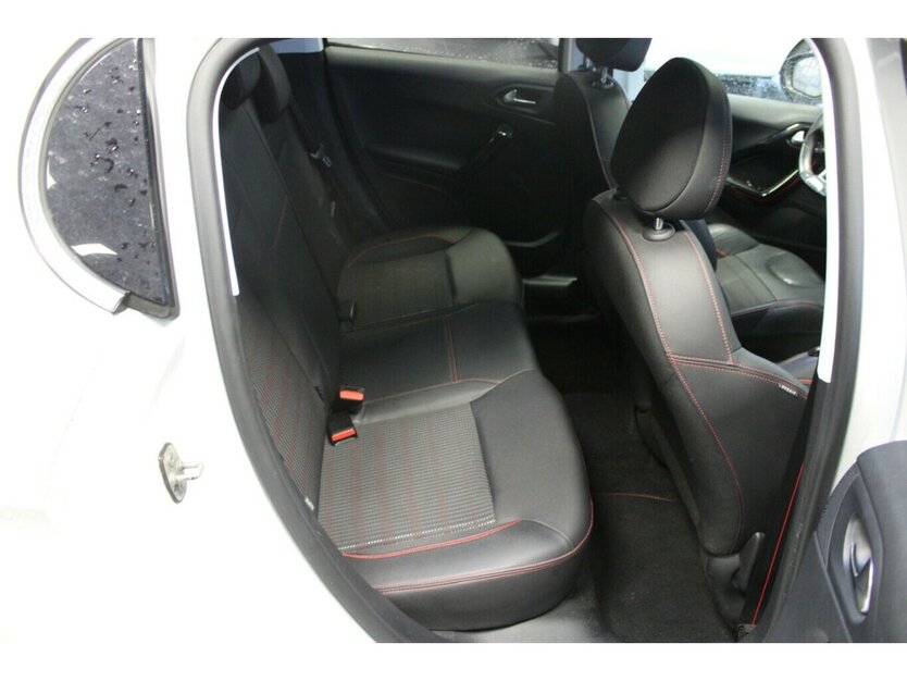 Peugeot 208 Blue-HDi 120 Allure GT Line 133.075 km 8.480 € Euskirchen 53881