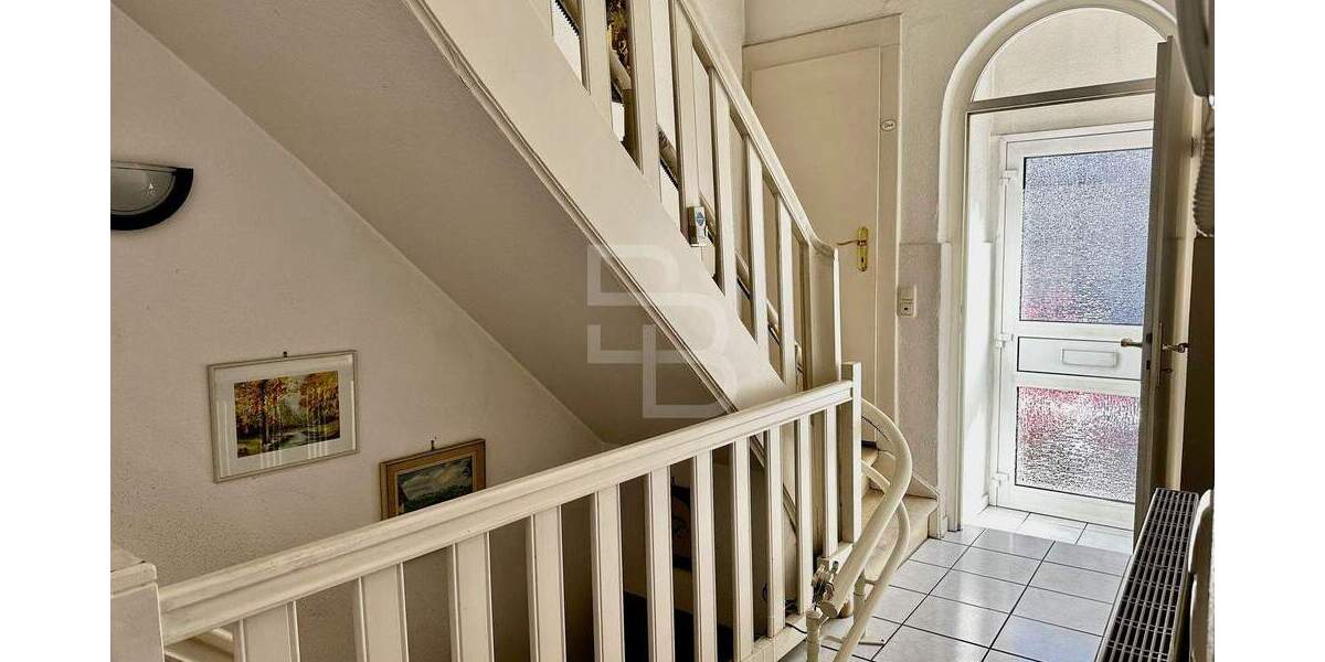 Reihenmittelhaus Köln Mauenheim - 4 Zimmer, 120 m&sup2;, 530.000&euro; | Angebot:25687074