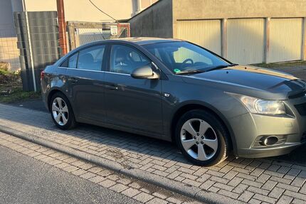 Chevrolet Cruze 123.000 km 5.999 &euro; Bad Neuenahr 53474