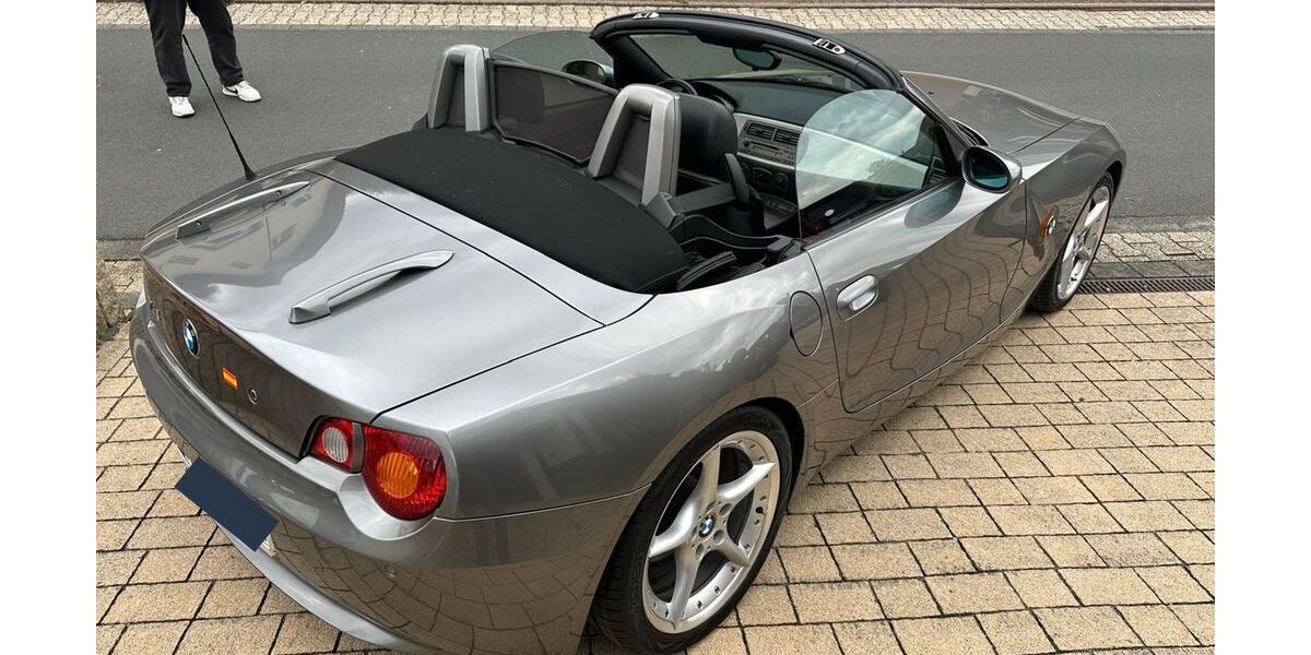 BMW Z4 98.000 km 18.500 &euro; Lohmar 53797