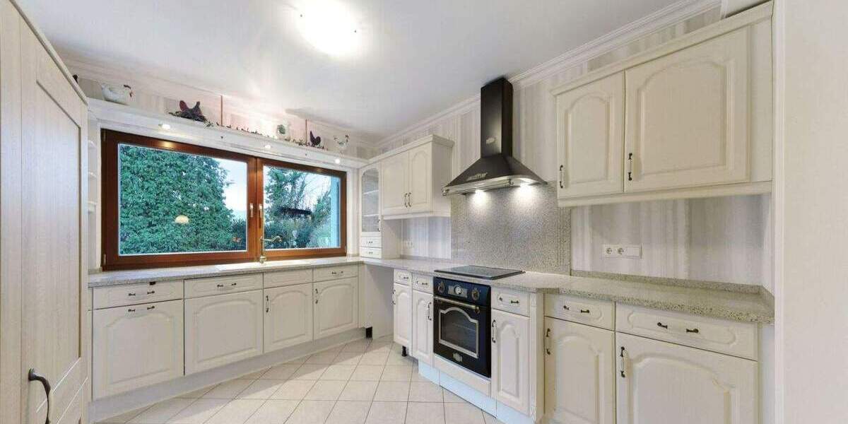 Einfamilienhaus Niederkassel Rheidt - 6 Zimmer, 252 m&sup2;, 863.000&euro; | Angebot:25846150