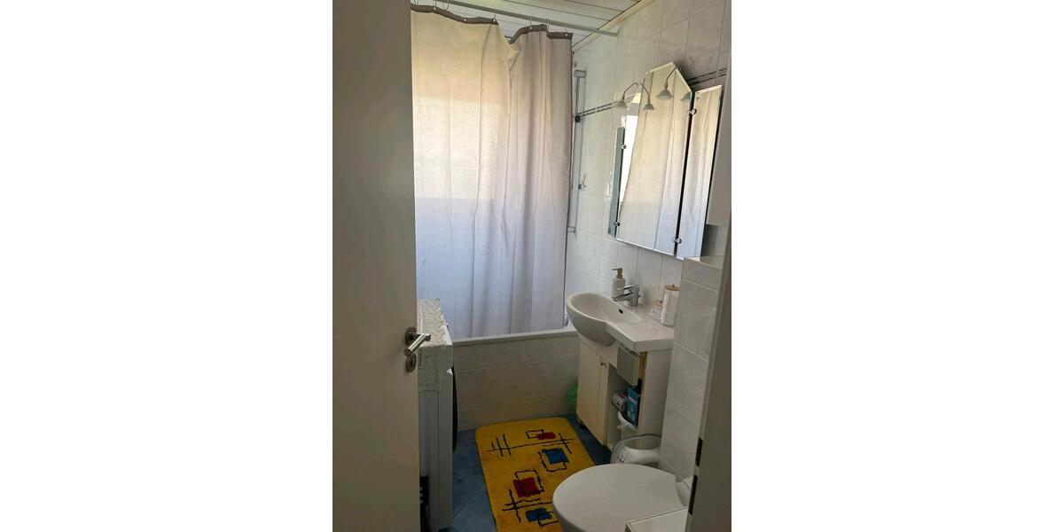 Etagenwohnung Bonn Tannenbusch - 3 Zimmer, 73 m&sup2;, 1.430&euro; | Angebot:25891411