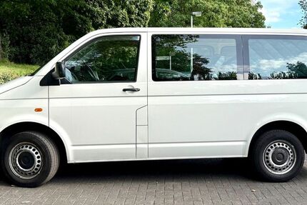 VW T5 Transporter 266.200 km 10.900 € Bonn 53111