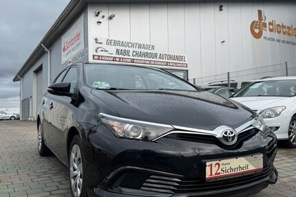 Toyota Auris 75.500 km 11.499 &euro; Rheinbach 53359
