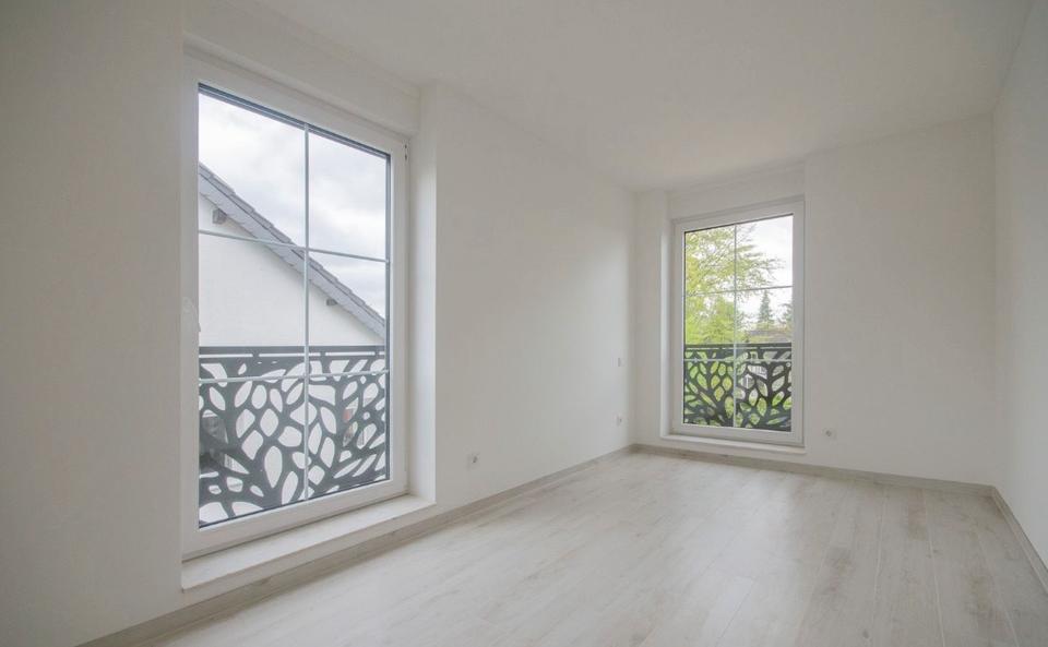 Doppelhaushälfte Lohmar - 7 Zimmer, 200 m&sup2;, 2.500&euro; | Angebot:26677615