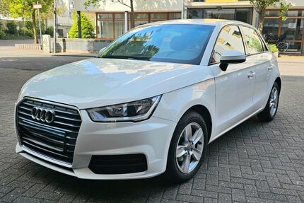 Audi A1 82.000 km 11.990 &euro; Köln 50674