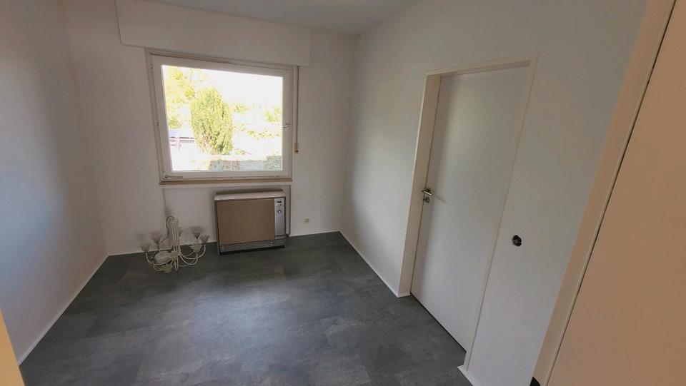 Reihenhaus Bonn Hardtberg - 5 Zimmer, 190 m&sup2;, 1.760&euro; | Angebot:26254372