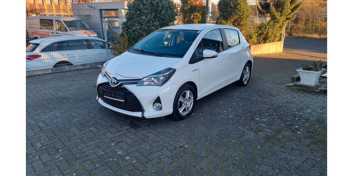 Toyota Yaris 83.000 km 11.950 &euro; Wesseling 50389