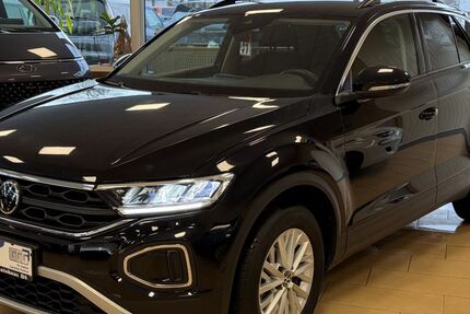 VW T-Roc 5.934 km 25.000 &euro; Hennef 53773