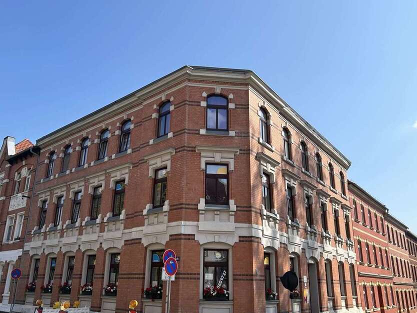 Wohnung zum Kaufen in Zwickau 106.000 € 99.99 m²