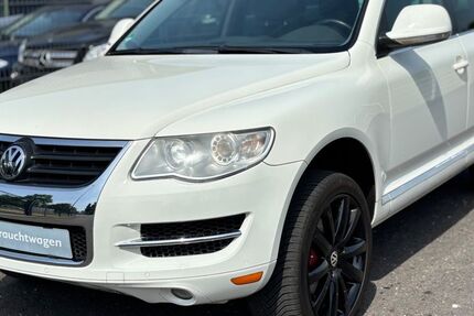 VW Touareg 243.000 km 6.900 € Troisdorf (10 km Köln-Bonn Airport) 53842
