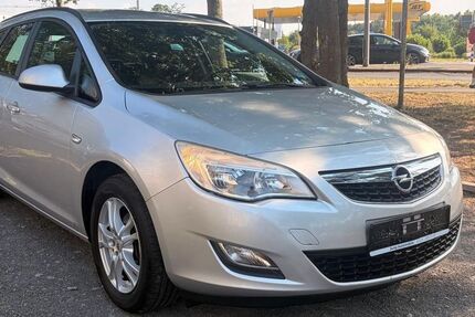 Opel Astra 147.000 km 3.999 &euro; Köln 51107